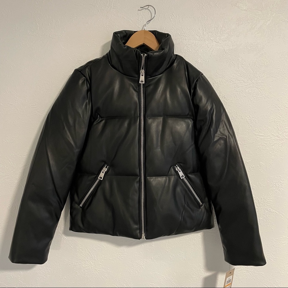 NWT Levi’s black leather puffer jacket size small